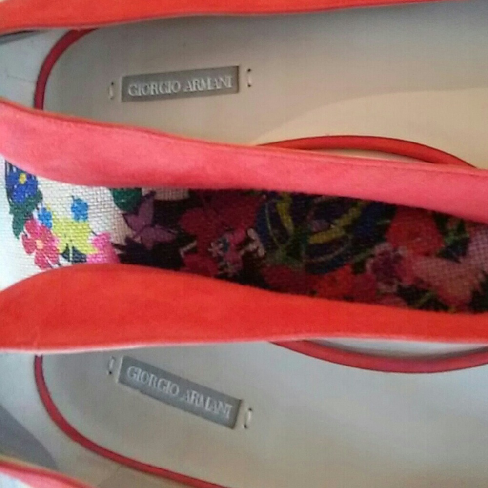 **Cute Alert** BARELY WORN.. Ballet flat..